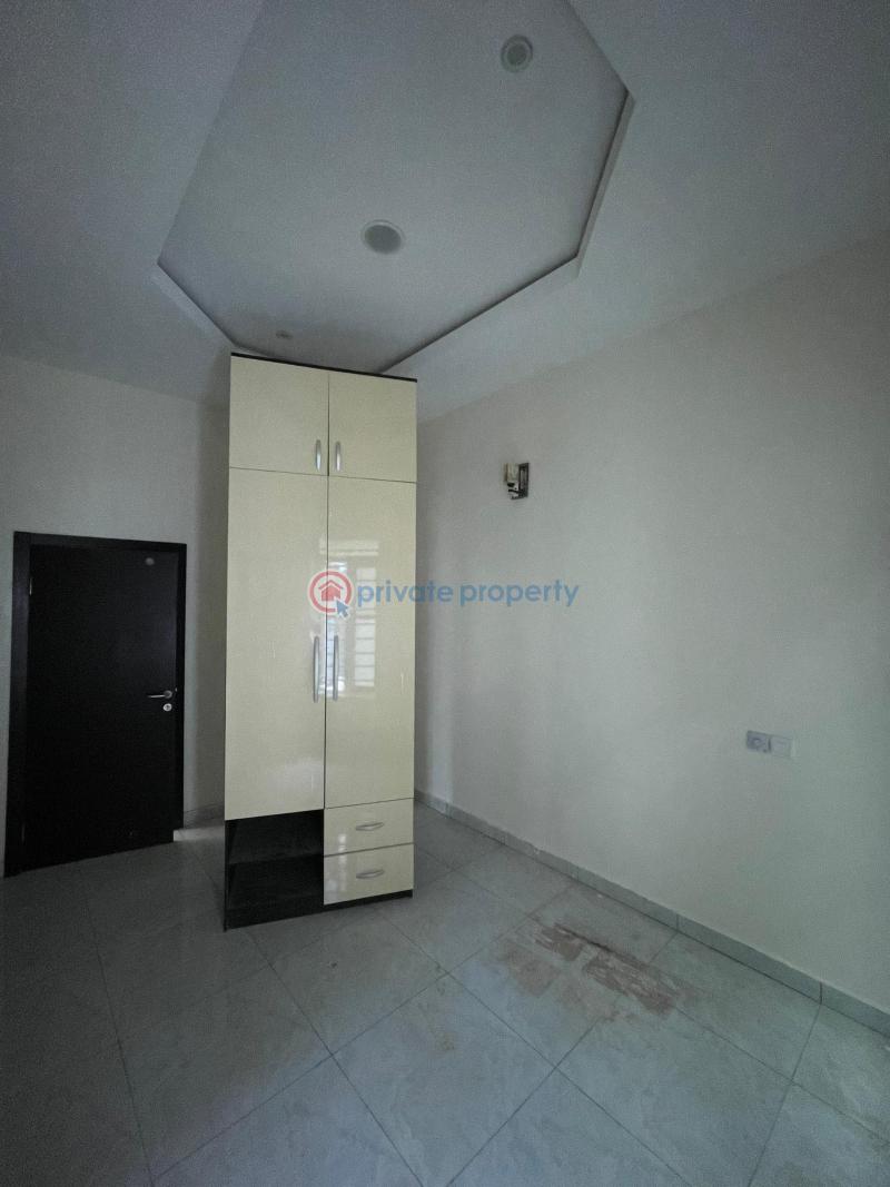 4 bedroom Detached Duplex For Sale Chevron Lekki Lagos Chevron Drive Lekki Lagos - 4