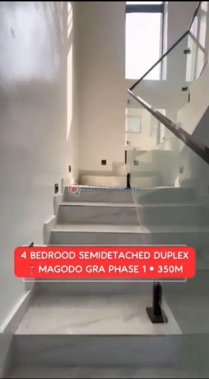 4 bedroom Semi detached Duplex For Sale Magodo Gra Phase 1 Kosofe/Ikosi Lagos - 4