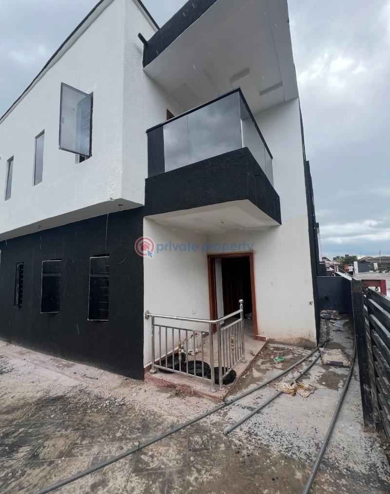 4 bedroom Semi detached Duplex For Sale Trans Ekulu Enugu Area  - 1
