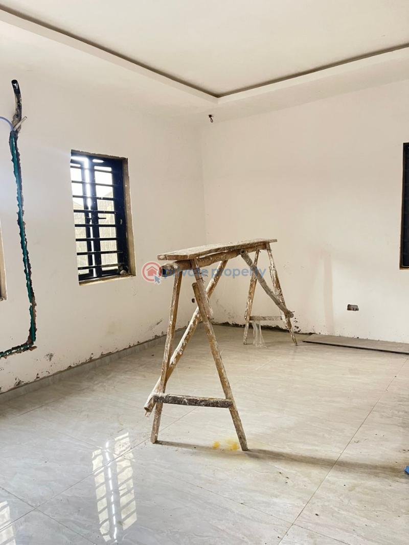4 bedroom Semi detached Duplex For Sale Ogudu GRA Lagos - 2