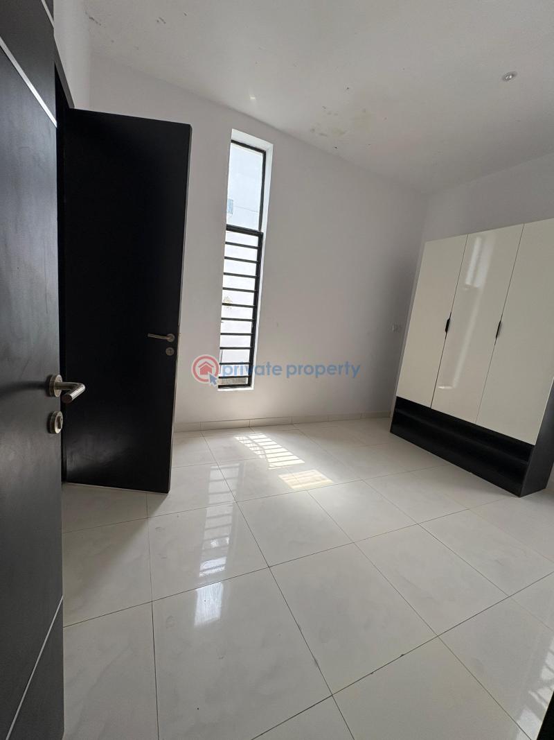 4 bedroom Semi detached Duplex For Sale Ikota Gra Ikota Lekki Lagos - 9