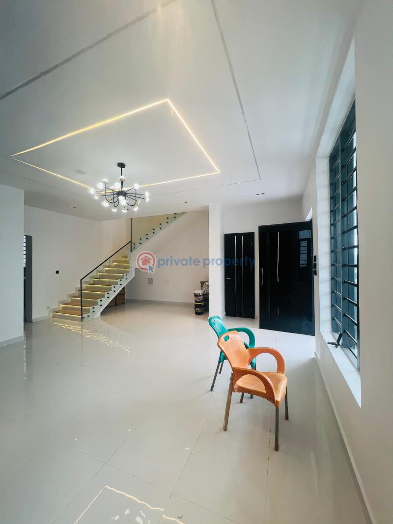 4 bedroom Semi detached Duplex For Sale 4 Bedroom Semi Detached Duplex Ajah Lagos - 4