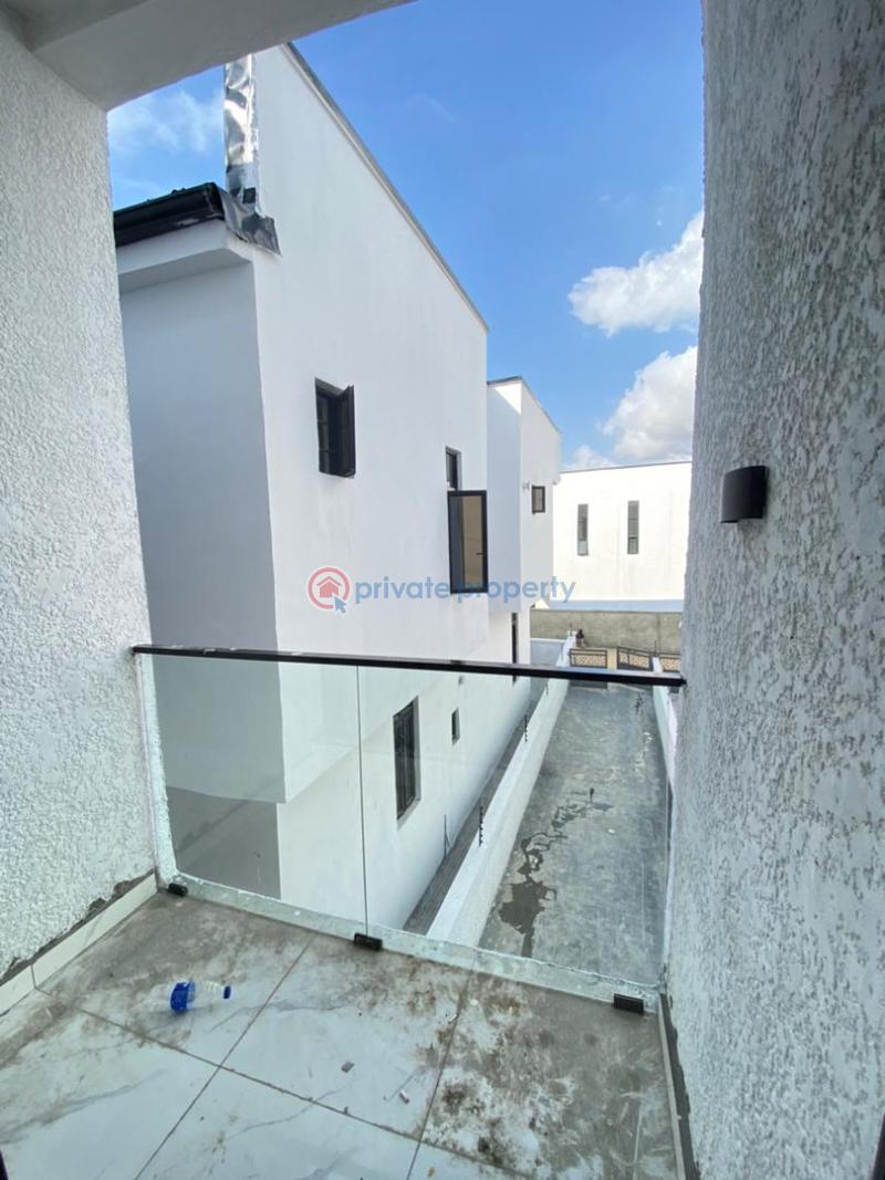 4 bedroom Semi detached Duplex For Sale Ikota Lekki Lagos - 3