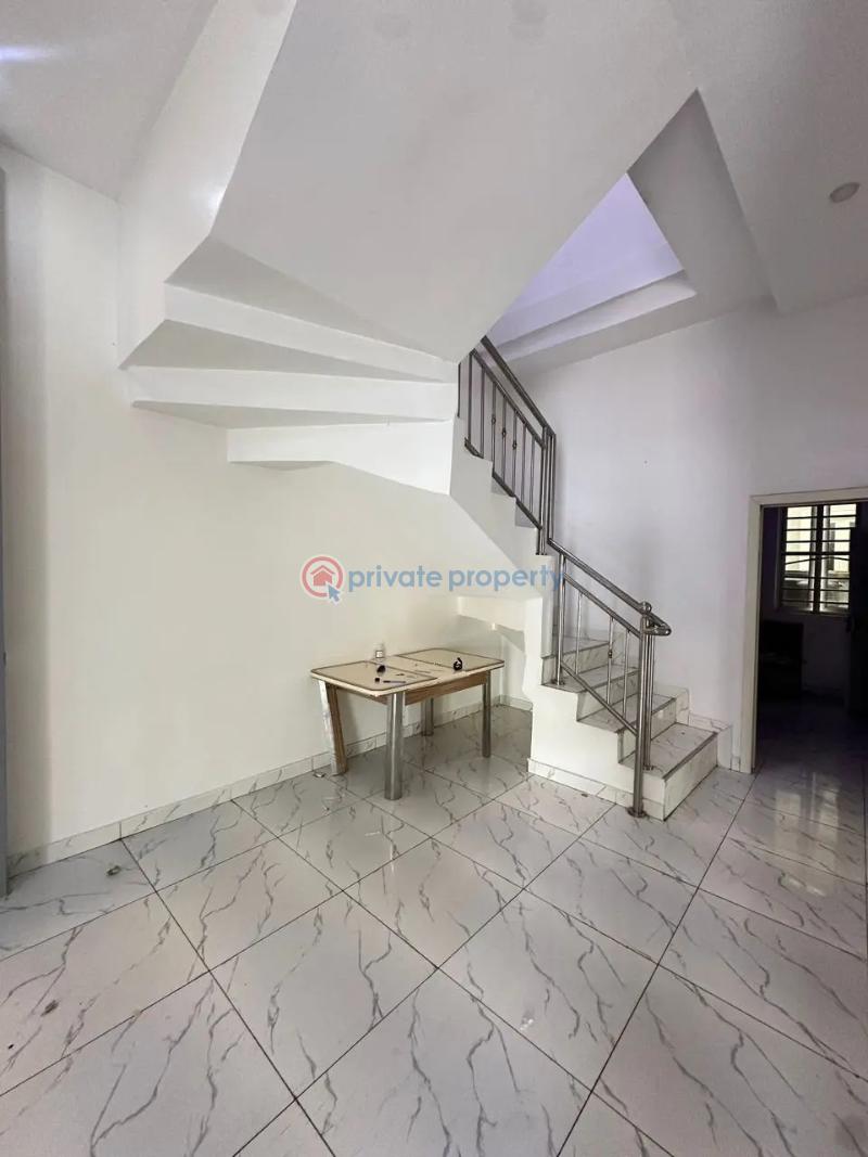4 bedroom Semi detached Duplex For Sale Chevron Drive Lekki Lagos - 2
