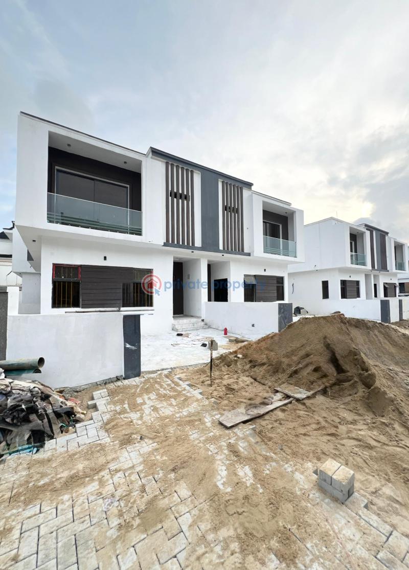 4 bedroom Semi detached Duplex For Sale Ologolo Lekki Lagos - 0
