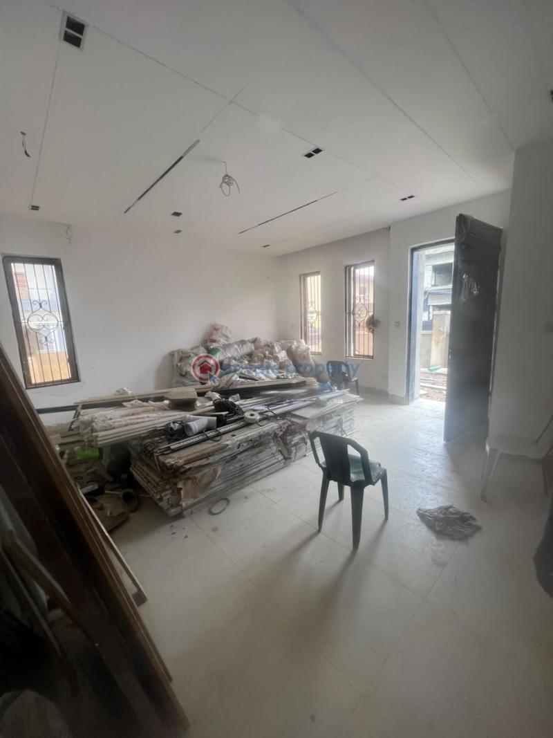 4 bedroom Semi detached Duplex For Sale Ogudu GRA Lagos - 4