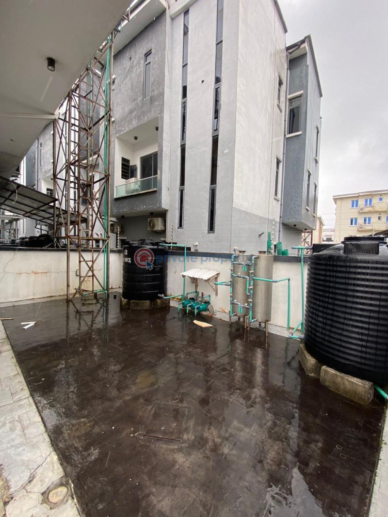 4 bedroom Semi detached Duplex For Sale Ologolo Lekki Lagos - 1