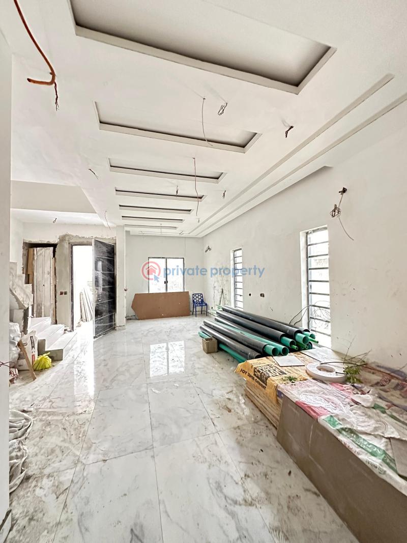 4 bedroom Semi detached Duplex For Sale Estate Lekki Phase 1 Lagos - 4