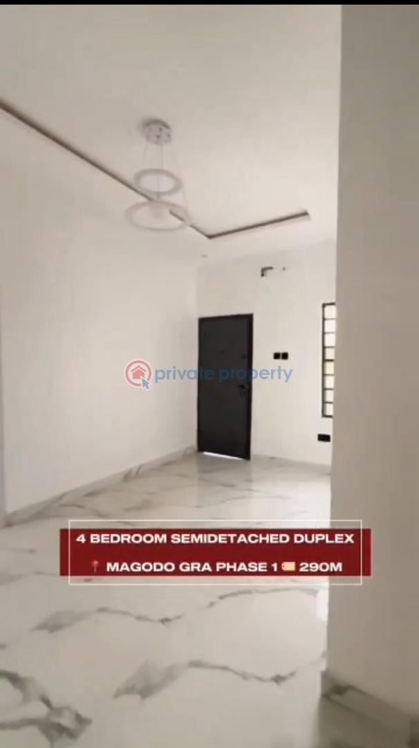 4 bedroom Semi detached Duplex For Sale Magodo Gra Phase 1 Kosofe/Ikosi Lagos - 4