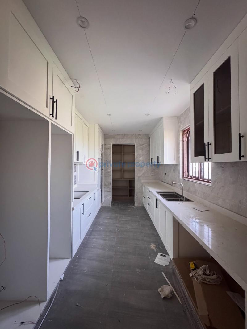 4 bedroom Semi detached Duplex For Sale Lekki Phase 1 Lagos - 9