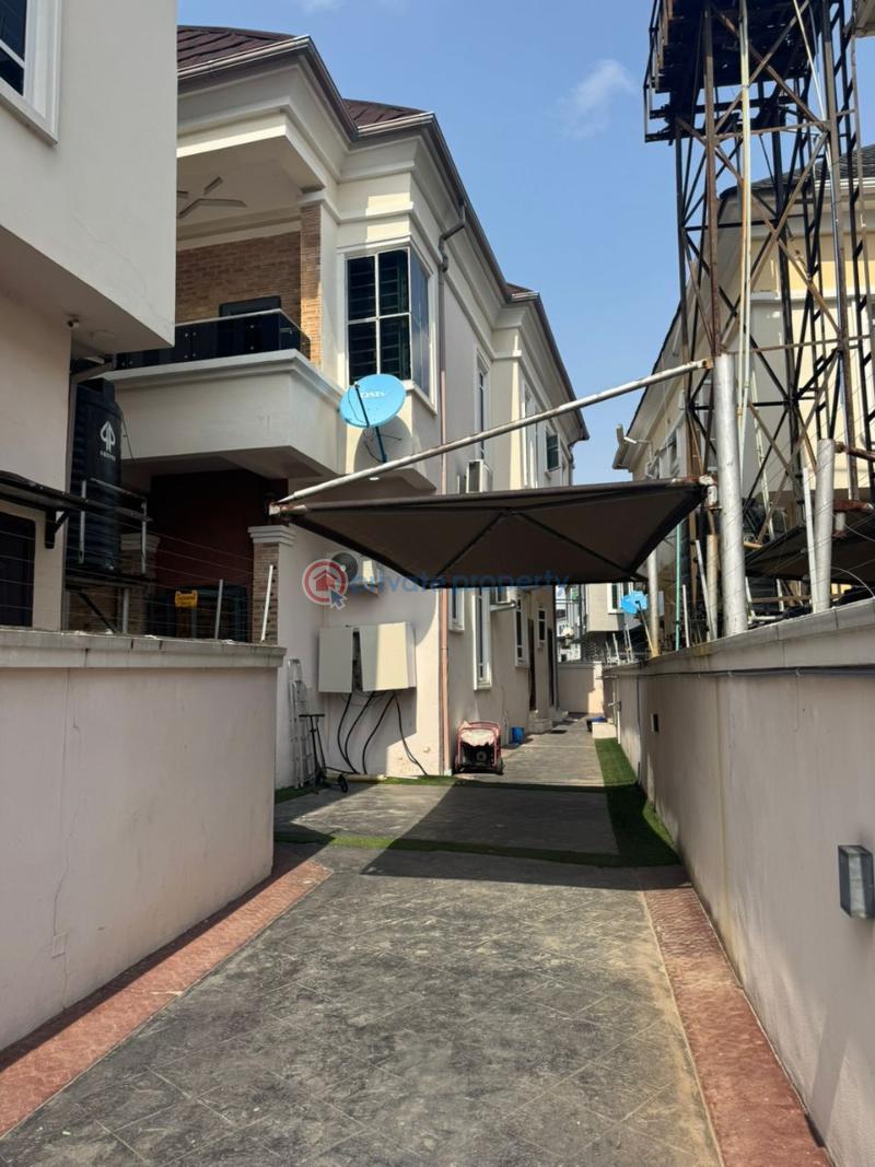 4 bedroom Semi detached Duplex For Sale Ikota Lekki Lagos - 4