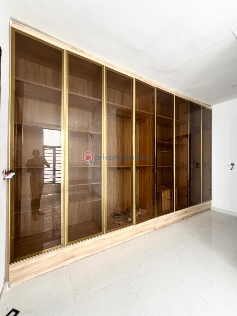 4 bedroom Semi detached Duplex For Sale Ikota Lekki Lagos - 13