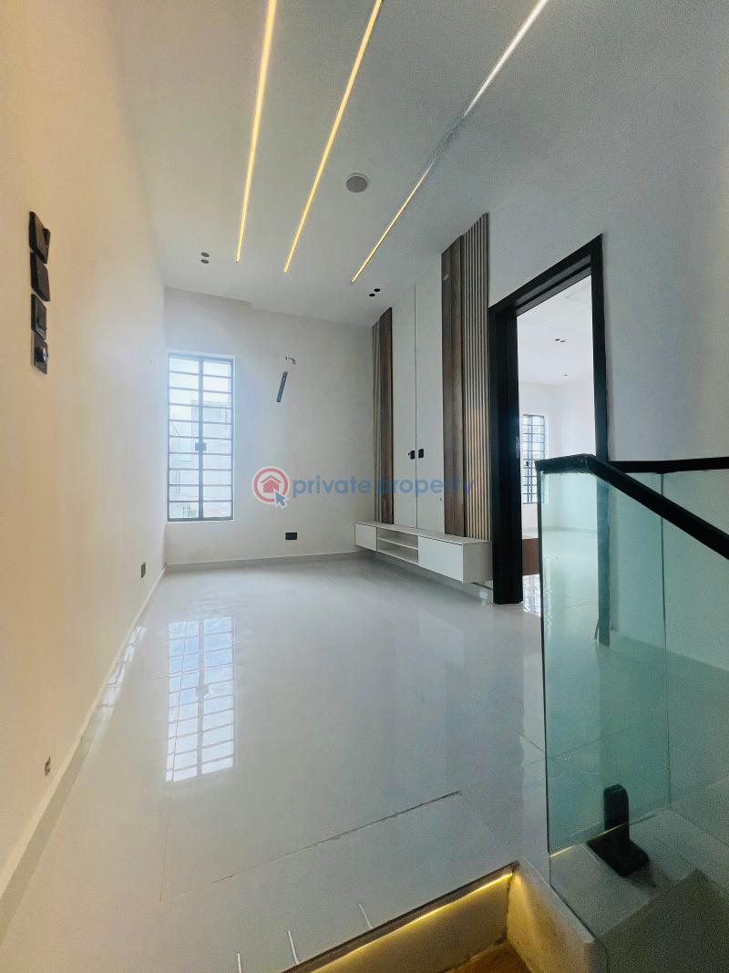4 bedroom Semi detached Duplex For Sale 4 Bedroom Semi Detached Duplex Ajah Lagos - 7