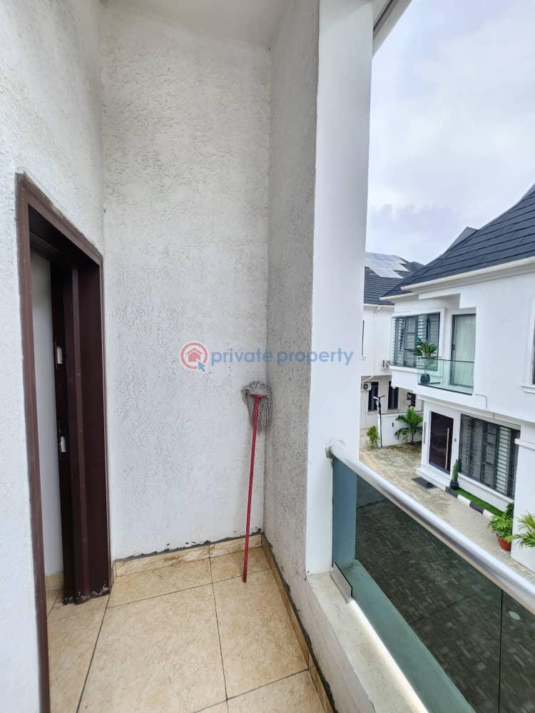 4 bedroom Semi detached Duplex For Sale Lekki Conservation, Chevron Axislagos Chevron Drive Lekki Lagos - 12