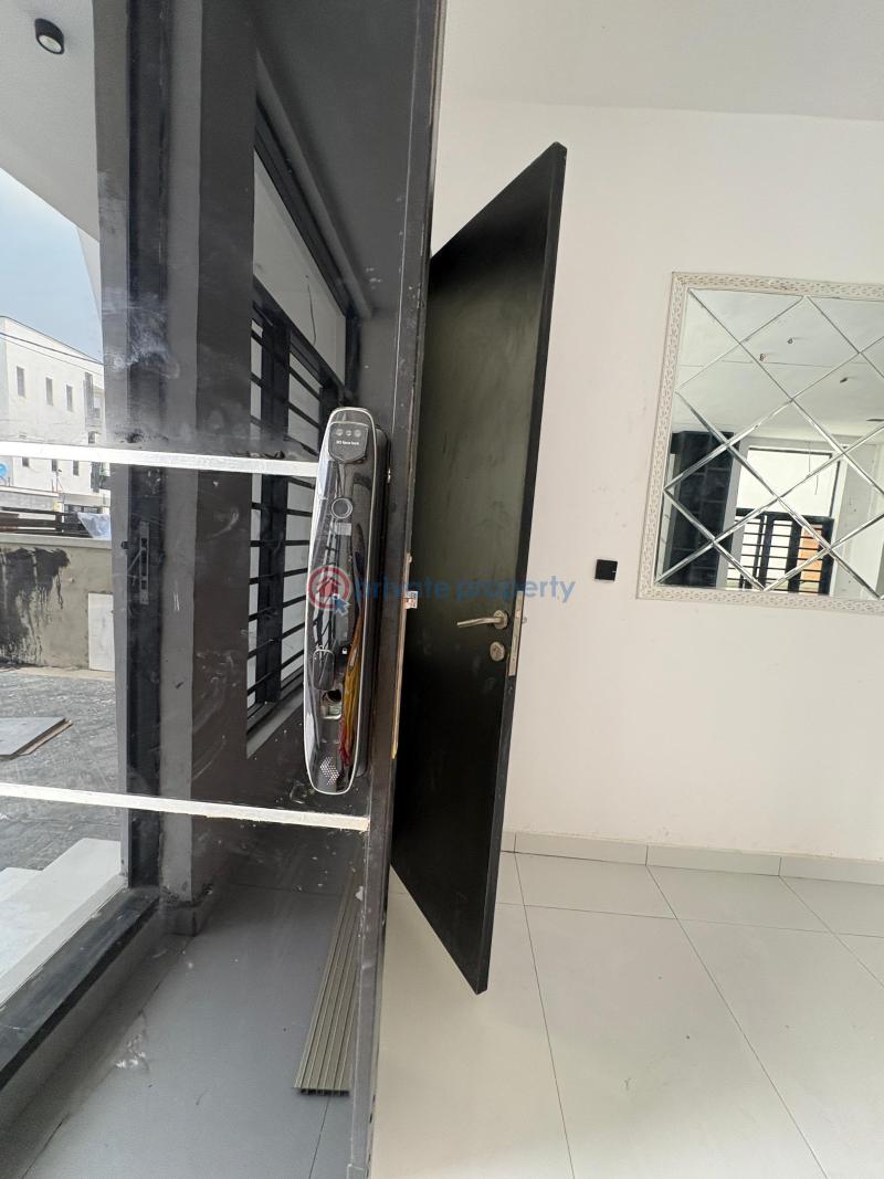 4 bedroom Semi detached Duplex For Sale Ikota Gra Ikota Lekki Lagos - 13