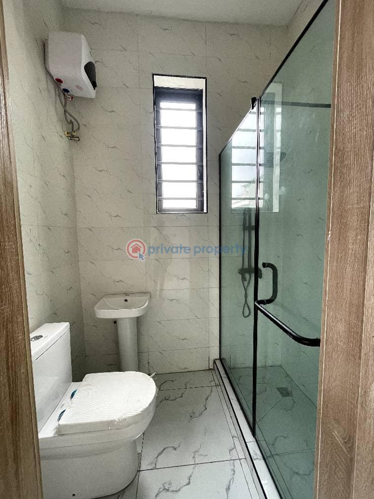 4 bedroom Semi detached Duplex For Sale Estate Lekki Expressway Lagos - 7