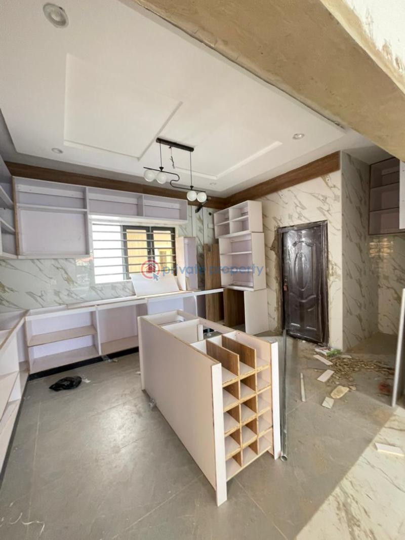 4 bedroom Semi detached Duplex For Sale Ogudu GRA Lagos - 5
