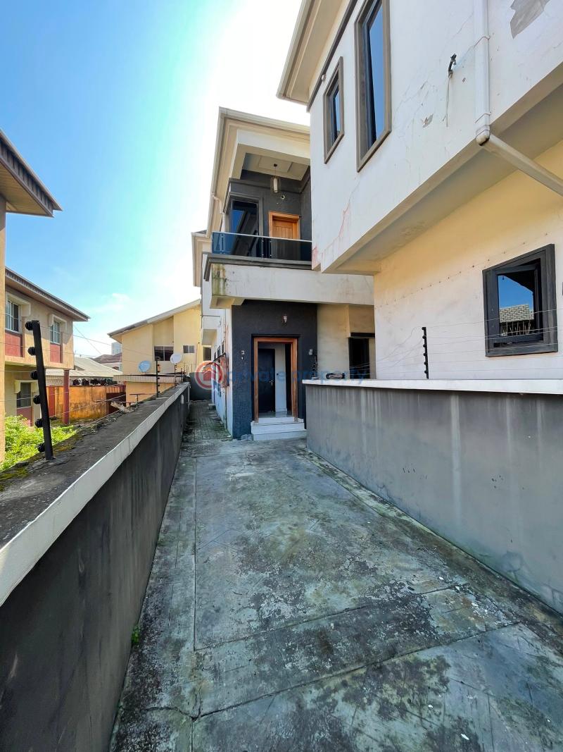 4 bedroom Detached Duplex For Rent Ikota Lekki Lagos - 13