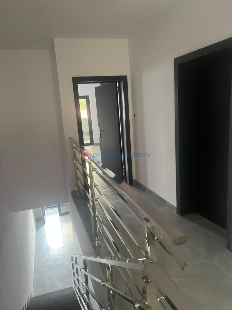 4 bedroom Semi detached Duplex For Sale Ogudu GRA Lagos - 4