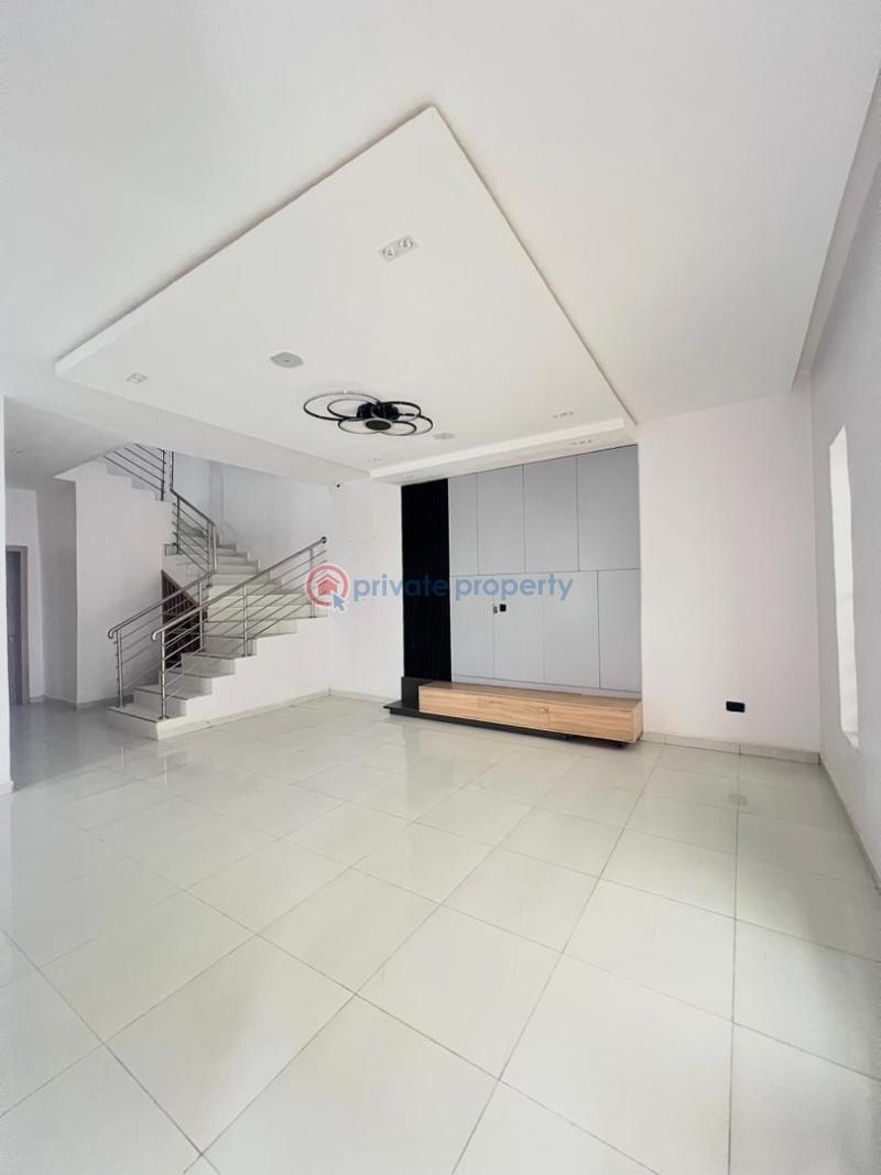 4 bedroom Semi detached Duplex For Sale Victoria Garden City Lekki Lagos - 4