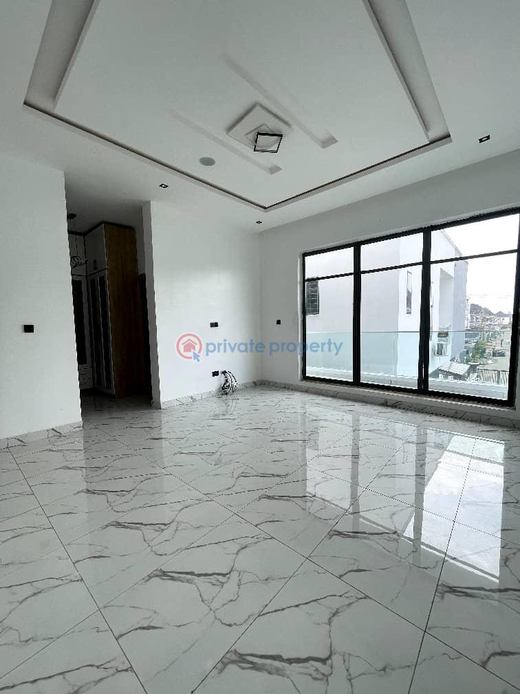 4 bedroom Semi detached Duplex For Sale Estate Lekki Expressway Lagos - 2