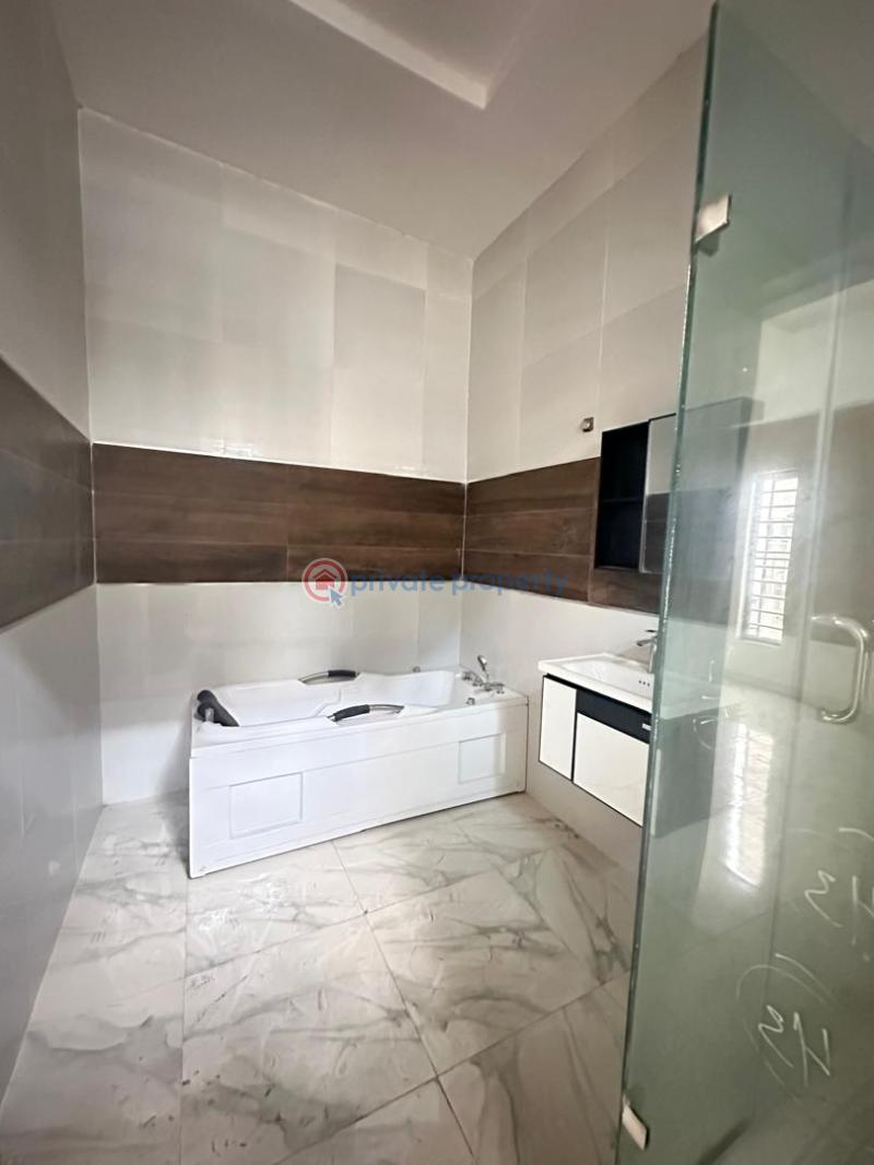 4 bedroom Semi detached Duplex For Sale Chevron Drive Lekki Lagos - 3