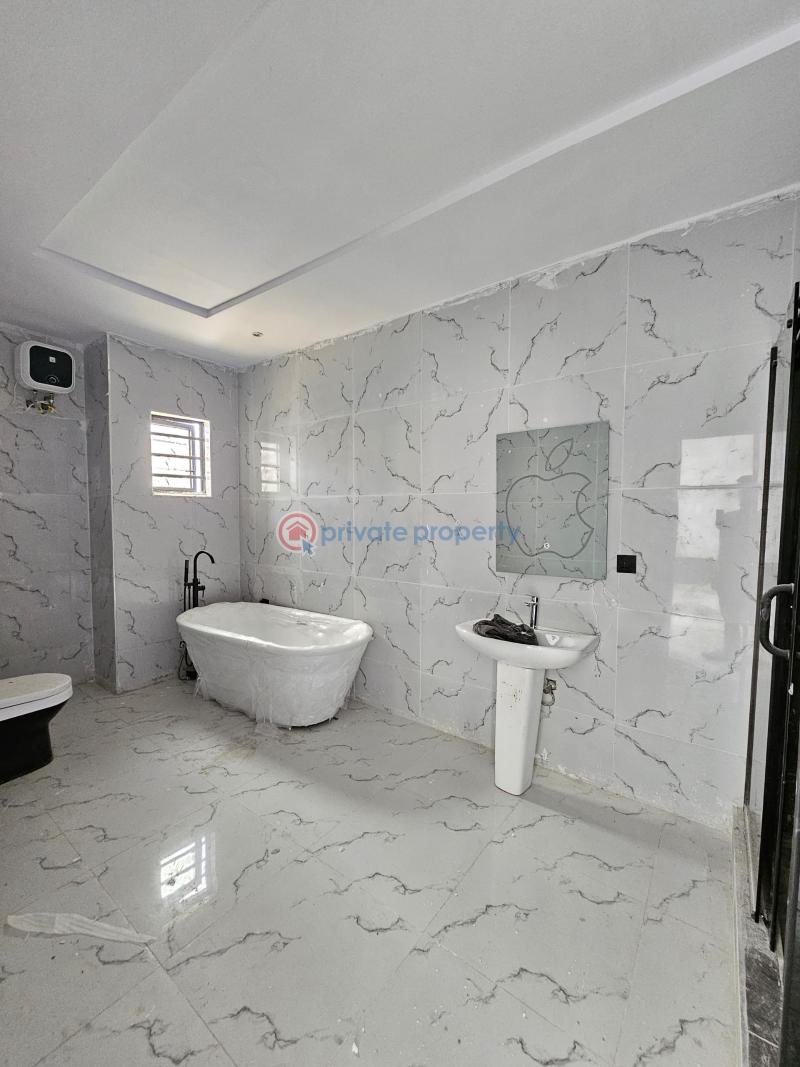 4 bedroom Detached Duplex For Sale Victoria Garden City Lekki Lagos - 4