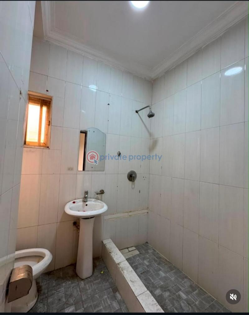4 bedroom Detached Duplex For Sale Adelabu Surulere Lagos - 3