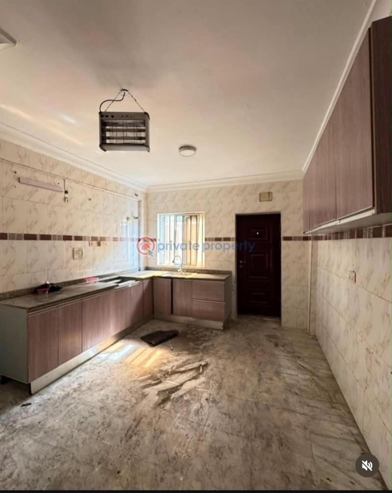 4 bedroom Detached Duplex For Sale Adelabu Surulere Lagos - 4