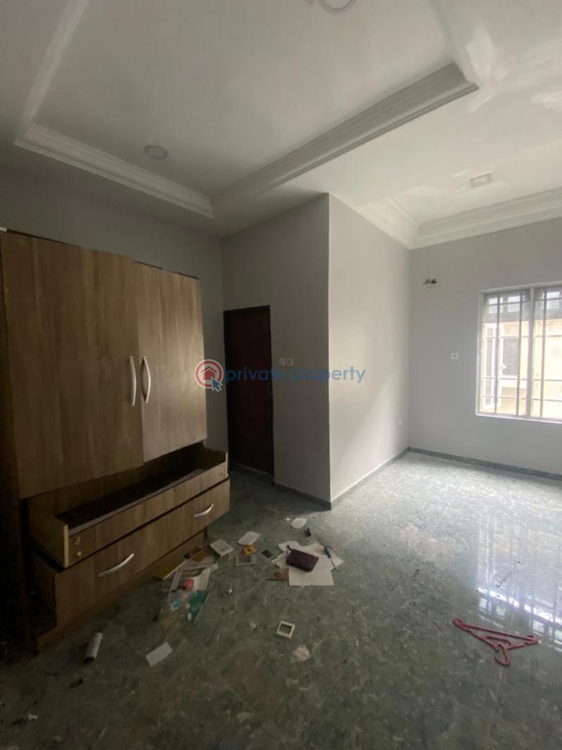 4 bedroom semi-detached duplex. - 2 4 bedroom Semi detached Duplex For Rent Majek Sangotedo Ajah Lagos - 2