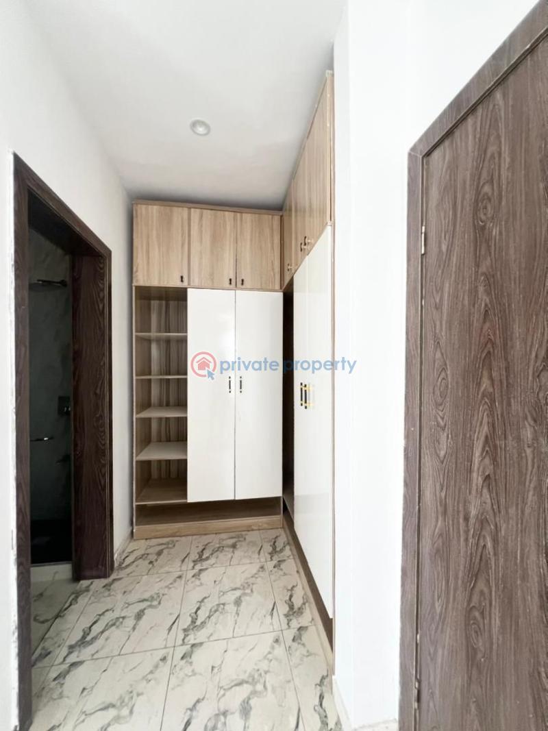 4 bedroom Semi detached Duplex For Sale Ikota Lekki Lagos - 3