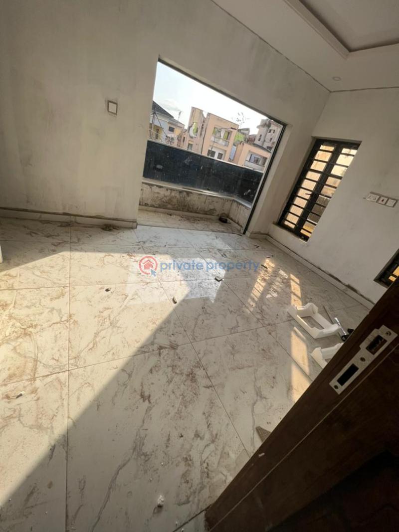 4 bedroom Semi detached Duplex For Sale Maryland Lagos - 28