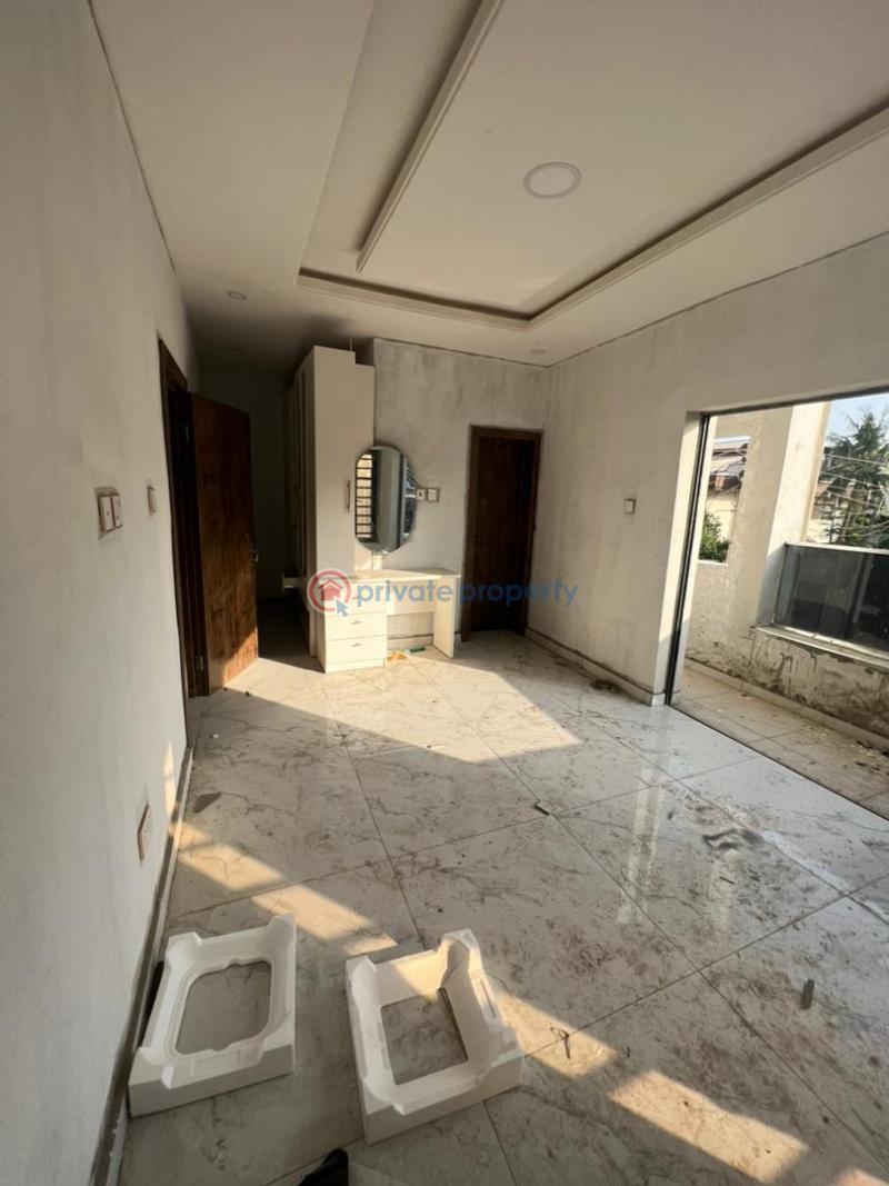 4 bedroom Semi detached Duplex For Sale Maryland Lagos - 11