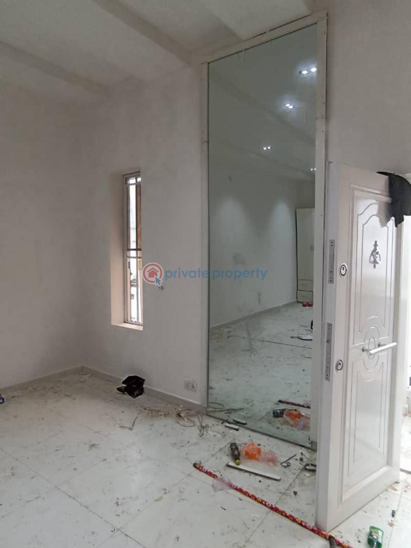 4 bedroom Semi detached Duplex For Rent Osapa Lekki Lagos - 2