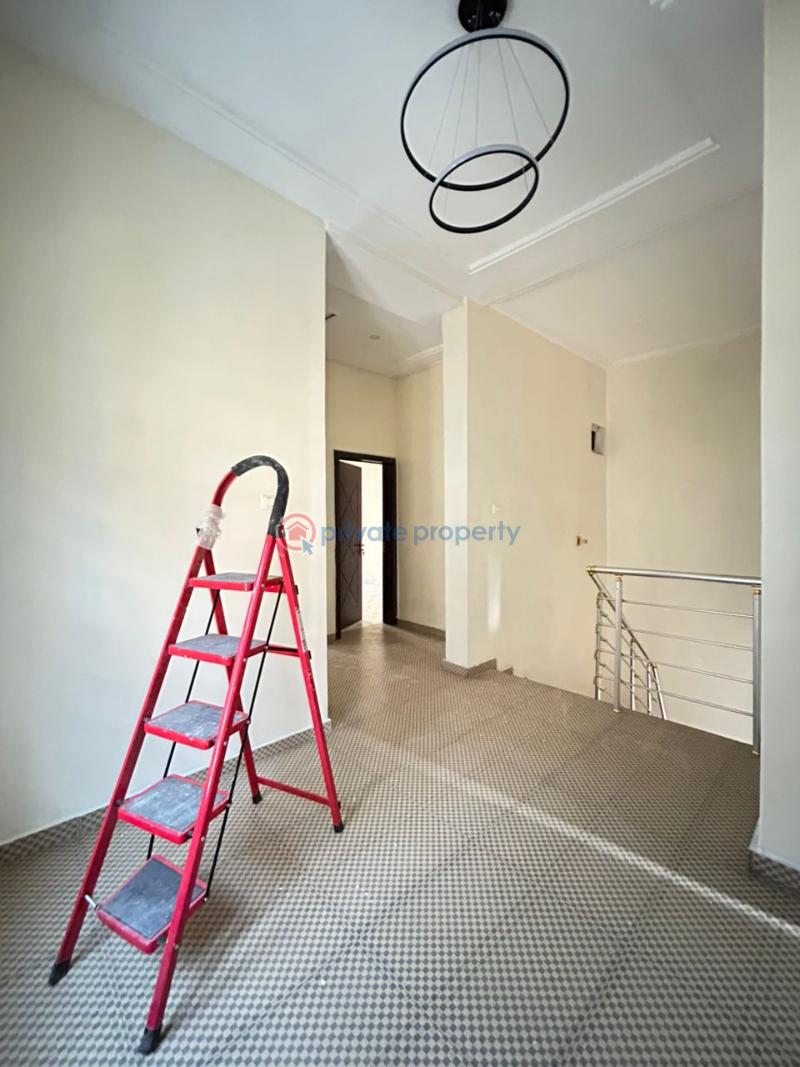 4 bedroom Semi detached Duplex For Rent Ologolo Lekki Lagos - 2