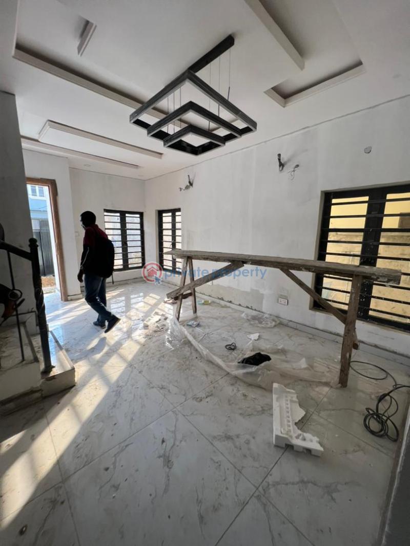 4 bedroom Semi detached Duplex For Sale Maryland Lagos - 10