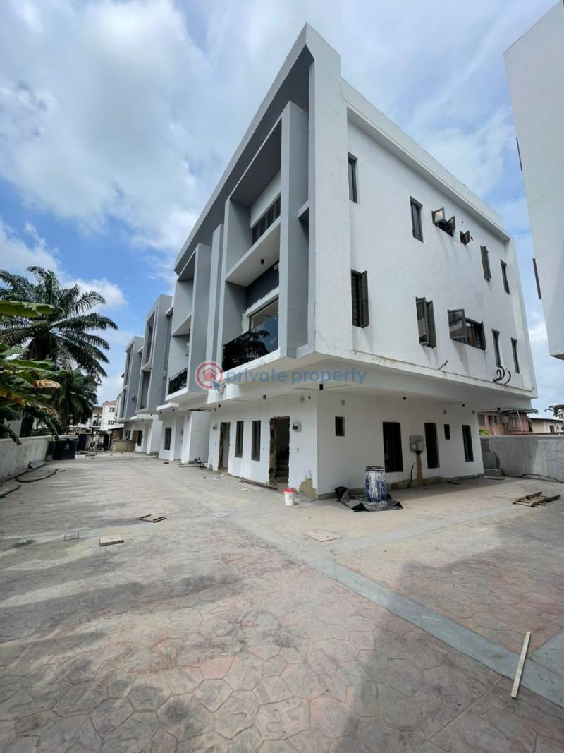 4 bedroom Semi detached Duplex For Sale Surulere Lagos - 7