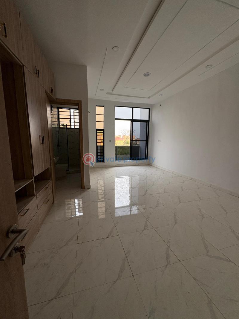 4 bedroom Semi detached Duplex For Sale Ikota Gra Ikota Lekki Lagos - 5