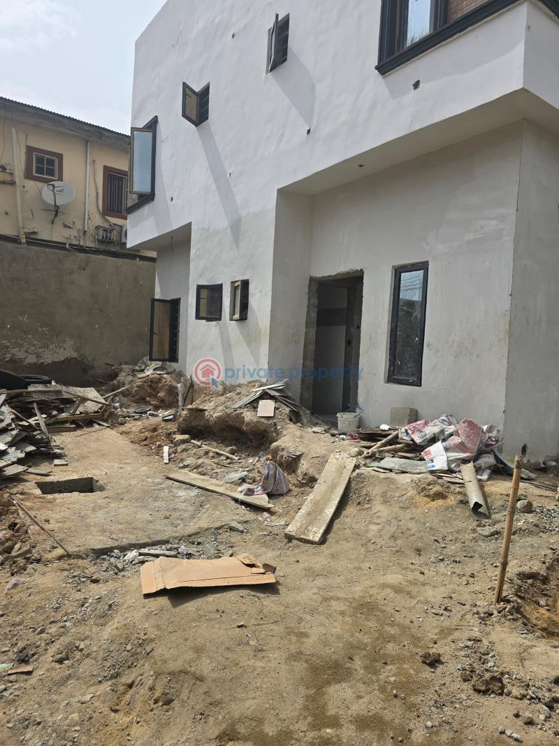 4 bedroom Semi detached Duplex For Sale Ajao Estate Maryland Lagos - 4