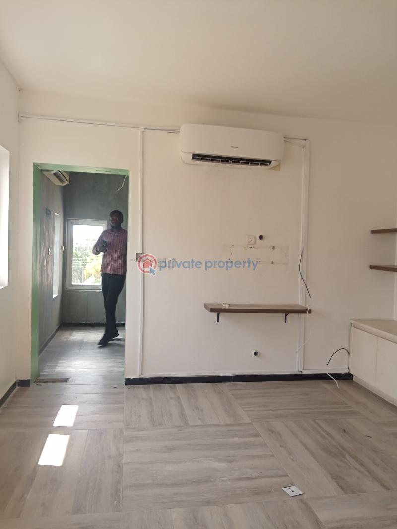4 bedroom Office For Rent Off Admiralty Way Lekki Phase 1 Lekki Phase 1 Lagos - 3