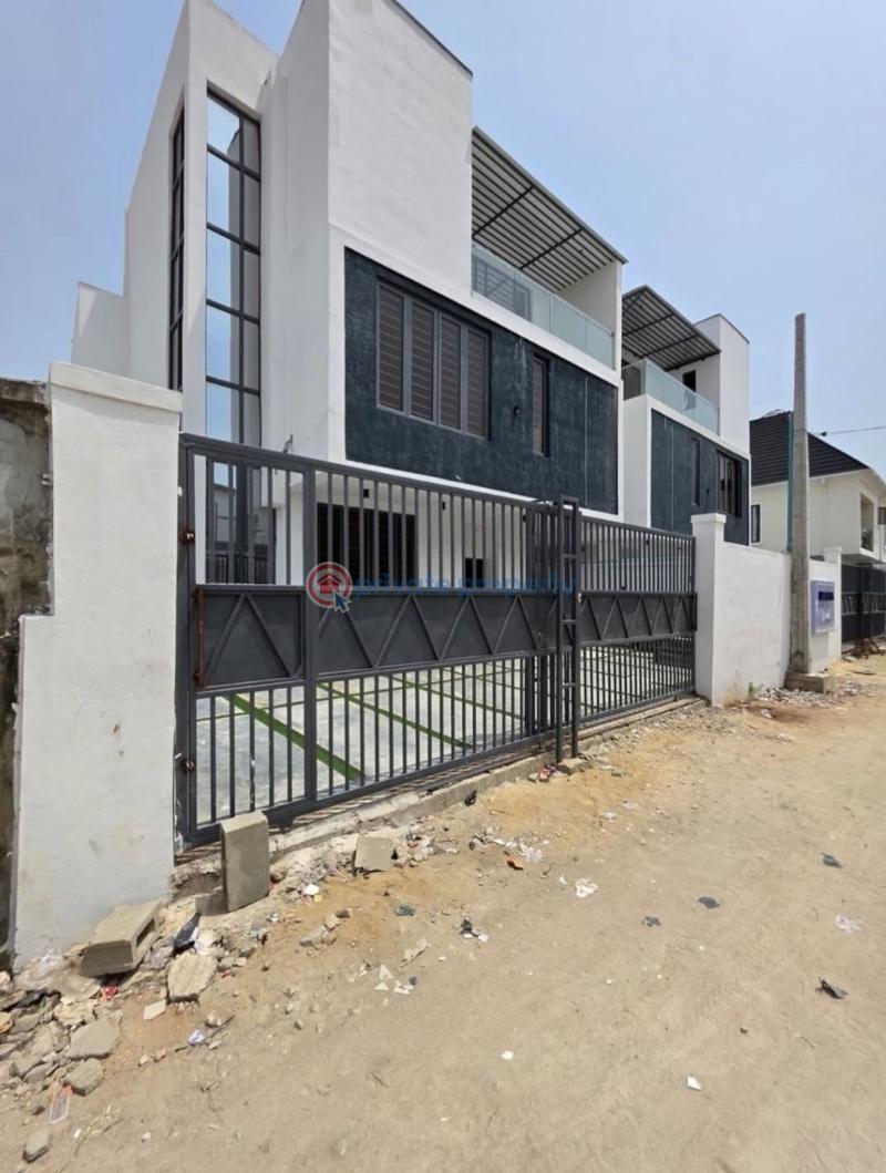 4 bedroom Semi detached Duplex For Rent Ologolo Lekki Lagos - 0