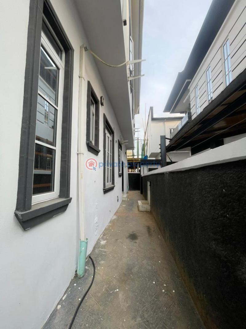 4 bedroom Semi detached Duplex For Rent Lekki County Lekki Ikota Lekki Lagos - 2