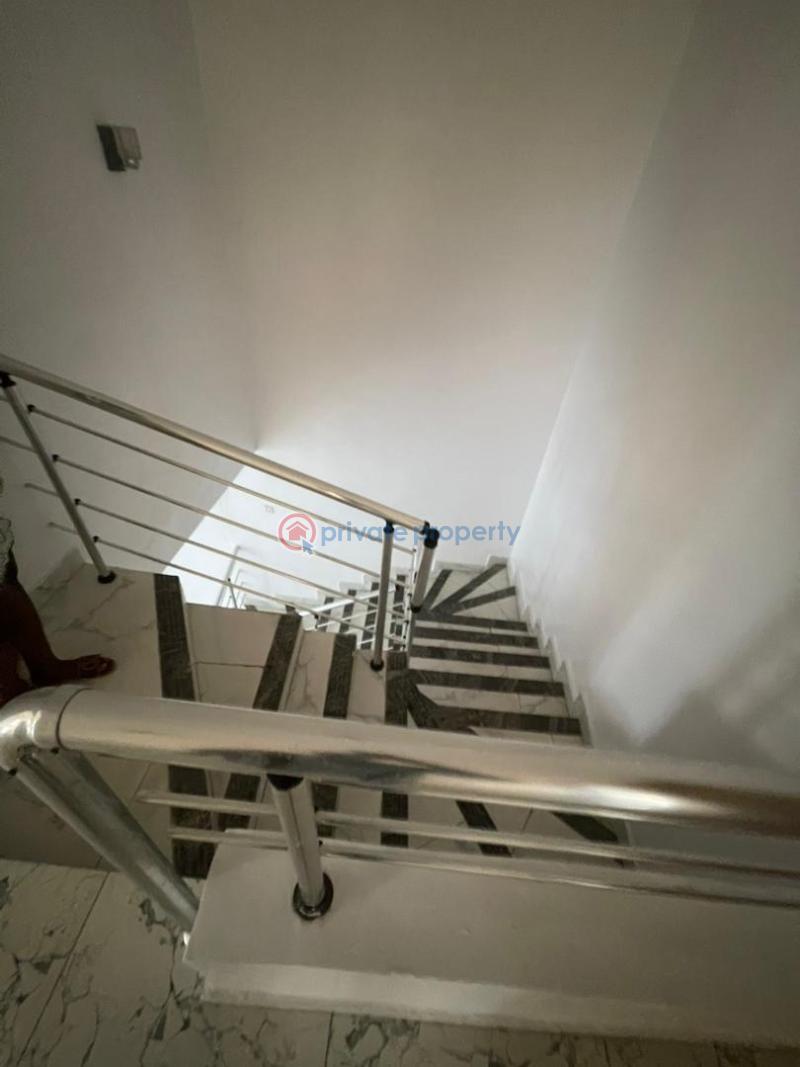 4 bedroom Semi detached Duplex For Rent Lekki County Lekki Ikota Lekki Lagos - 3
