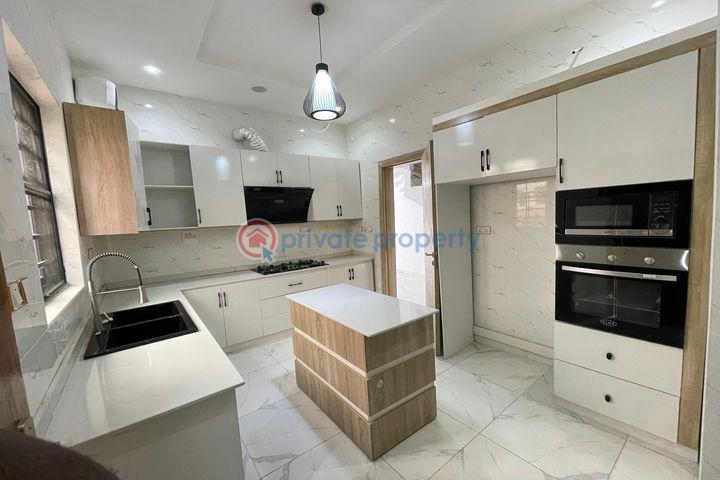 4 bedroom Duplex For Sale Ikota Lekki Lagos - 3