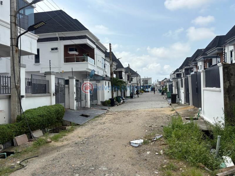 4 bedroom Semi detached Duplex For Sale Chevron Lekki Lagos - 1