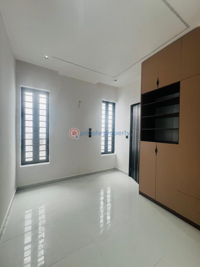 4 bedroom Semi detached Duplex For Sale 4 Bedroom Semi Detached Duplex Ajah Lagos - 15