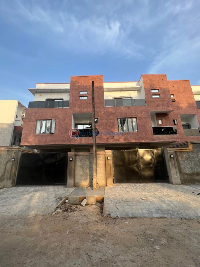 4 bedroom Semi detached Duplex For Sale Adeniyi Jones Ikeja Lagos