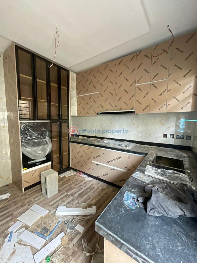 4 bedroom Semi detached Duplex For Sale Magodo GRA Phase 1 Ojodu Lagos - 13