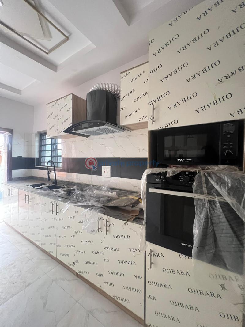 4 bedroom Semi detached Duplex For Sale Magodo Gra Phrase 1 Magodo GRA Phase 1 Ojodu Lagos - 4
