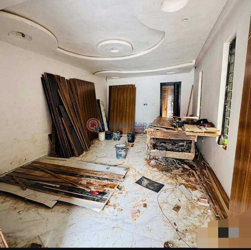 4 bedroom Semi detached Duplex For Sale Gbagada Lagos - 3